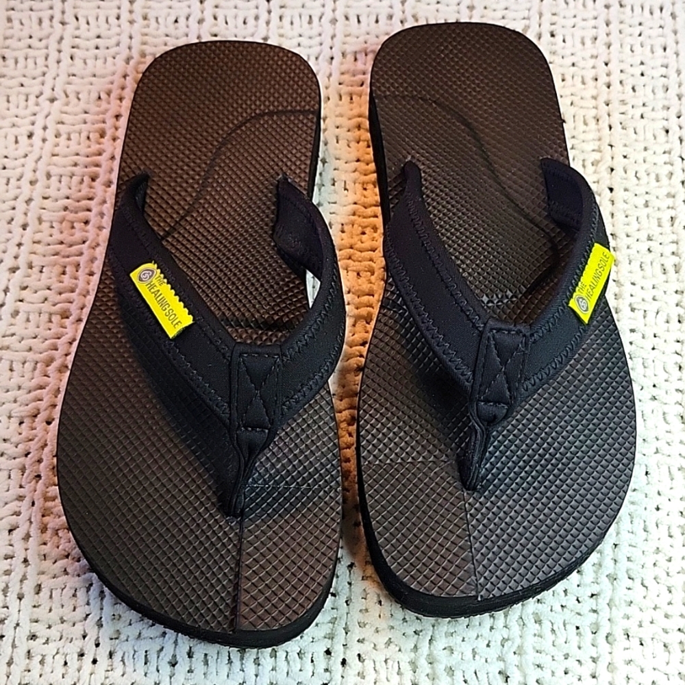 The Healing Sole Black Flip Flop Sandals for plantar fasciitis- Women